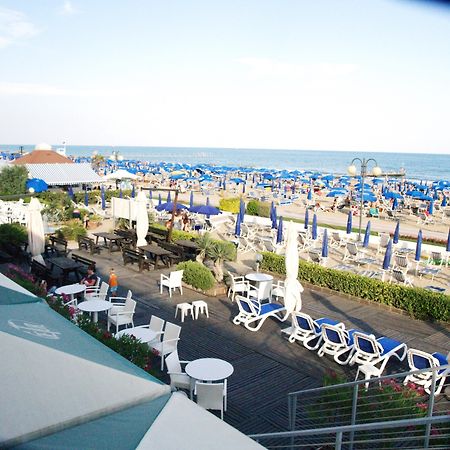 Hotel Caravelle&Minicaravelle Lido di Jesolo Exterior photo
