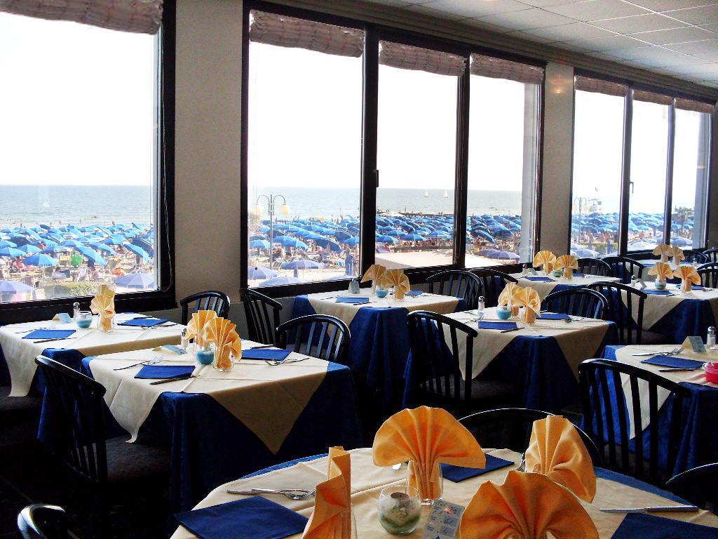 Hotel Caravelle&Minicaravelle Lido di Jesolo Exterior photo