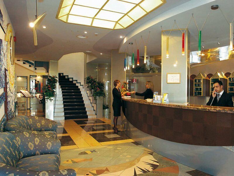 Hotel Caravelle&Minicaravelle Lido di Jesolo Exterior photo